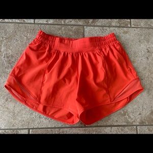 Lululemon Hotty Hot 4” Neon Orange Size 6
